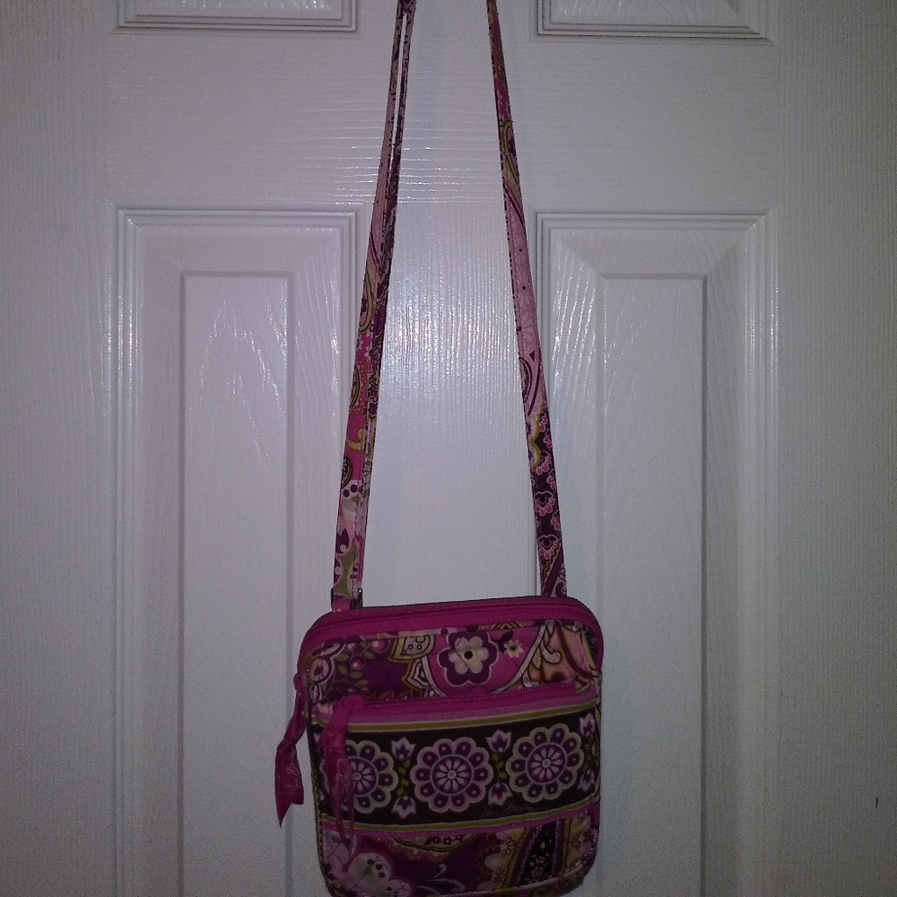 Never used Vera Bradley hand bag